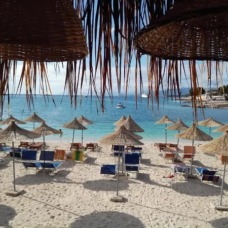 Arti Semesterbostad Ksamil
