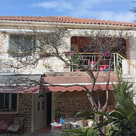 Arti Casa de Férias